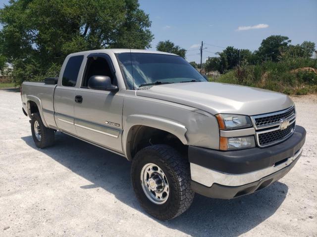 CHEVROLET SILVERADO 2005 with VIN 1GCHK29U75E138904 - Photo from auction