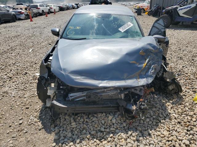 Photo 5 from auction – 2017 VOLKSWAGEN JETTA S with VIN 3VW2B7AJXHM309953