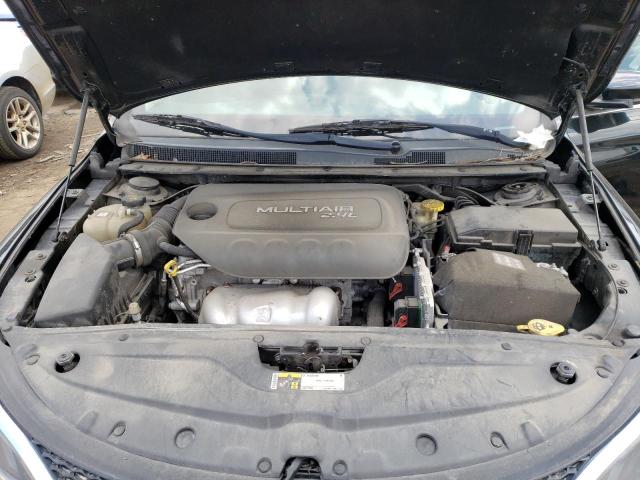 Photo 11 from auction – 2015 CHRYSLER 200 LIMITE with VIN 1C3CCCAB7FN739968