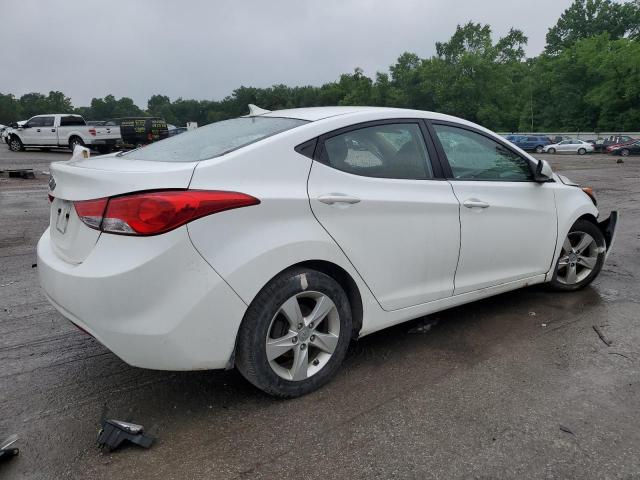 Photo 3 from auction – 2012 HYUNDAI ELANTRA GL with VIN 5NPDH4AE0CH109819