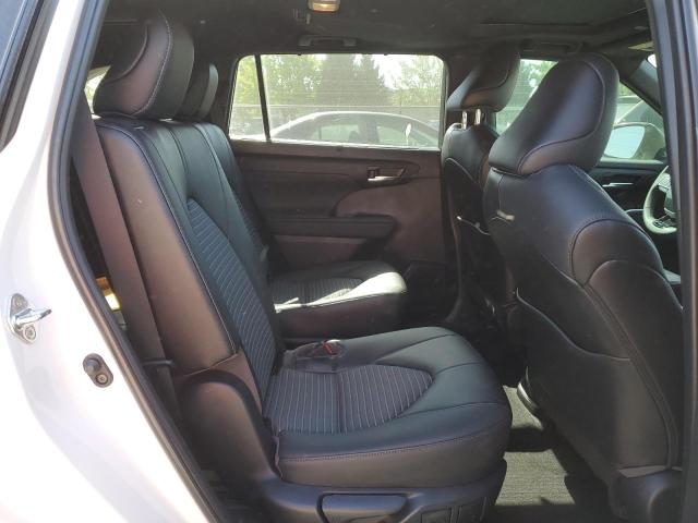 Photo 11 from auction – 2023 TOYOTA HIGHLANDER with VIN 5TDKDRBH8PS008911