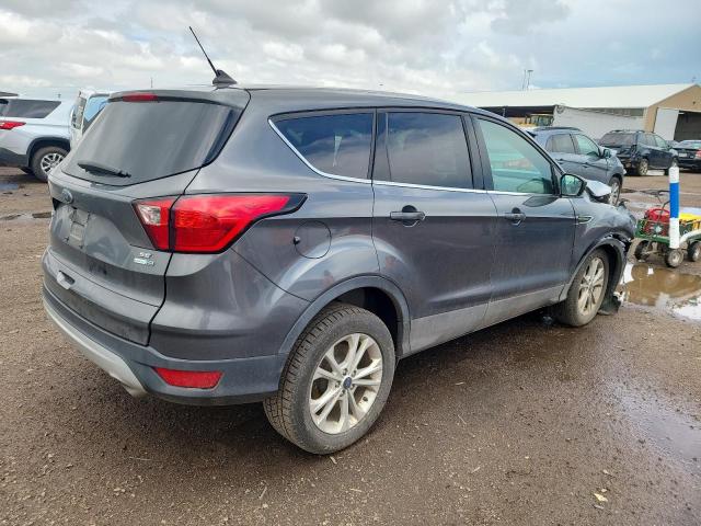 Photo 3 from auction – 2019 FORD ESCAPE SE with VIN 1FMCU9GD7KUA63263