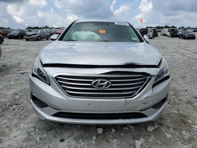 Photo 5 from auction – 2017 HYUNDAI SONATA SE with VIN 5NPE24AF2HH518488
