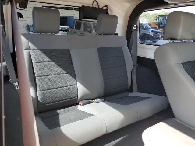 Photo 10 from auction – 2008 JEEP 4X4 LAREDO with VIN 1J4FA24188L532669