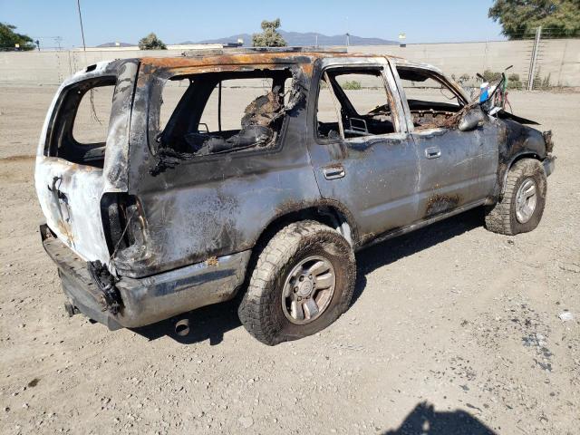 Photo 3 from auction – 2002 TOYOTA 4RUNNER SR with VIN JT3GN86R220224527