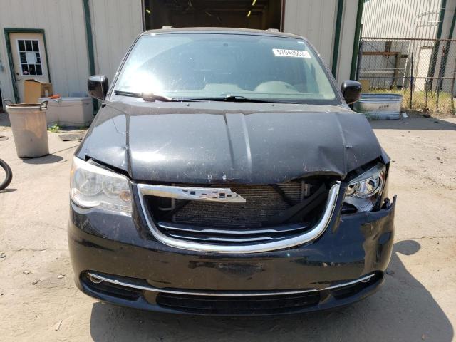 Photo 5 from auction – 2015 CHRYSLER TOWN & COU with VIN 2C4RC1BG7FR522170