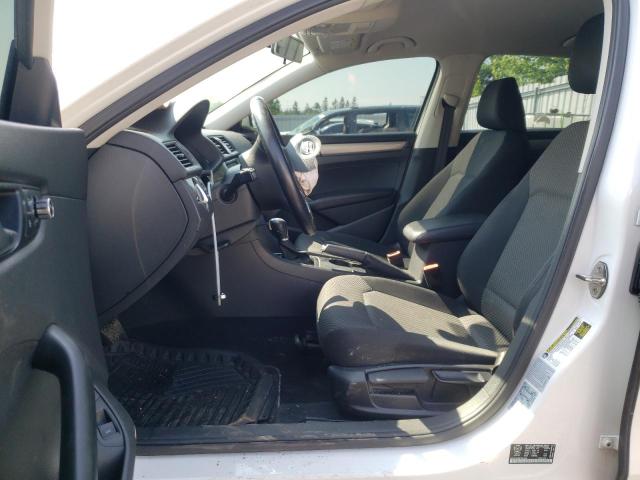 Photo 7 from auction – 2015 VOLKSWAGEN PASSAT S with VIN 1VWAS7A33FC091298