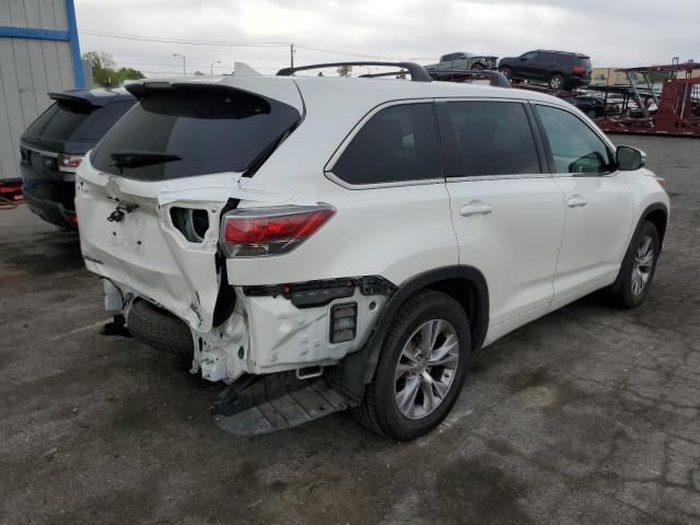 Photo 3 from auction – 2015 TOYOTA HIGHLANDER with VIN 5TDBKRFH5FS175242