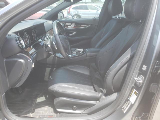 Photo 7 from auction – 2017 MERCEDES-BENZ E 300 with VIN WDDZF4JB1HA049412