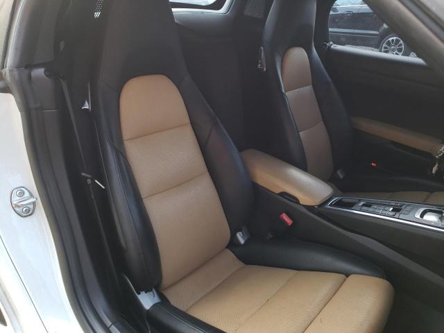 Photo 10 from auction – 2018 PORSCHE BOXSTER with VIN WP0CA2A84JS210410