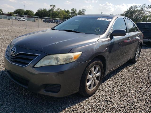 TOYOTA CAMRY BASE 2011 مع رقم تعريف المركبة 4T4BF3EK3BR181661 - صورة من المزاد