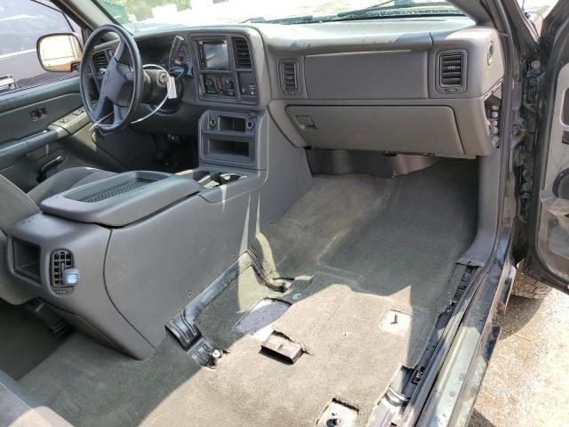 Photo 8 from auction – 2004 CHEVROLET SILVERADO with VIN 1GCHK29U44E174712