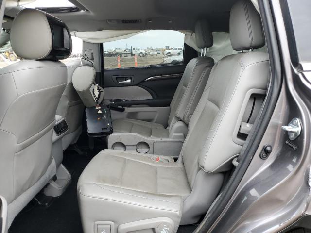 Photo 11 from auction – 2014 TOYOTA HIGHLANDER with VIN 5TDYKRFH0ES037875