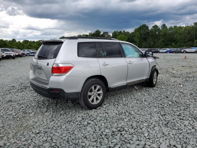 Photo 3 from auction – 2013 TOYOTA HIGHLANDER with VIN 5TDZK3EH9DS140648