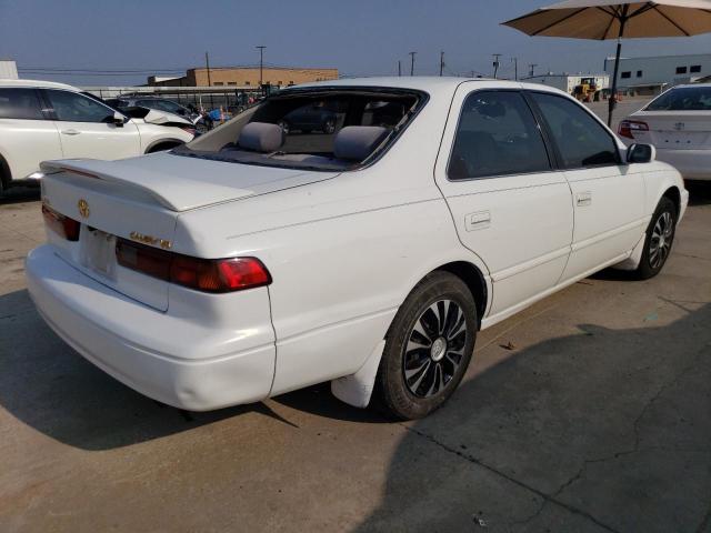 Photo 3 from auction – 1998 TOYOTA CAMRY CE with VIN 4T1BF22K5WU926473