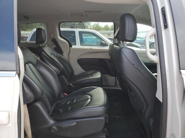 Photo 11 from auction – 2017 CHRYSLER PACIFICA E with VIN 2C4RC1L76HR797692