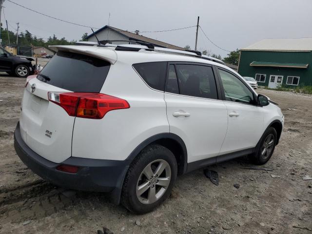 Photo 3 from auction – 2015 TOYOTA RAV4 XLE with VIN JTMRFREV4FD143291