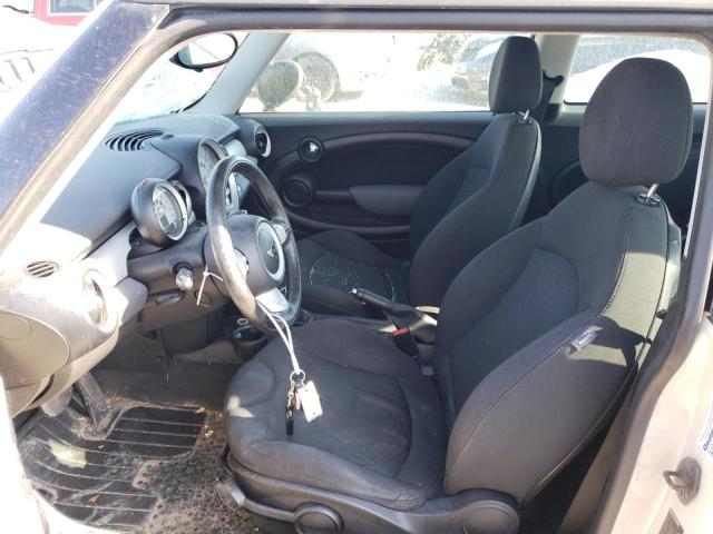 Photo 7 from auction – 2009 MINI COOPER with VIN WMWMF33569TZ21107