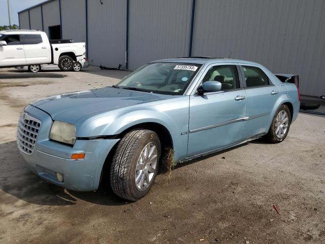 CHRYSLER 300 TOURIN 2008 with VIN 2C3LA53GX8H281817 - Photo from auction