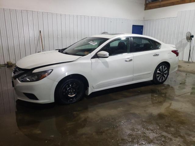 NISSAN ALTIMA 2.5 2017 with VIN 1N4AL3AP0HC251111 - Photo from auction