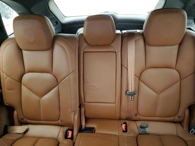 Photo 10 from auction – 2017 PORSCHE CAYENNE S with VIN WP1AB2A23HLA51723