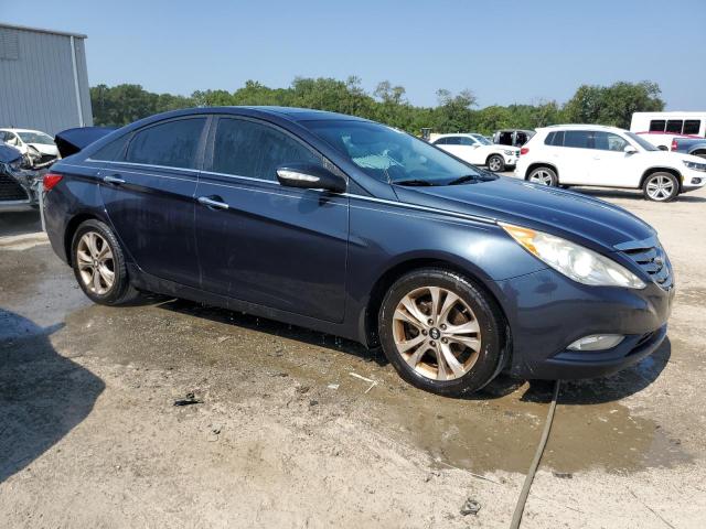Photo 4 from auction – 2013 HYUNDAI SONATA SE with VIN 5NPEC4AC7DH582801