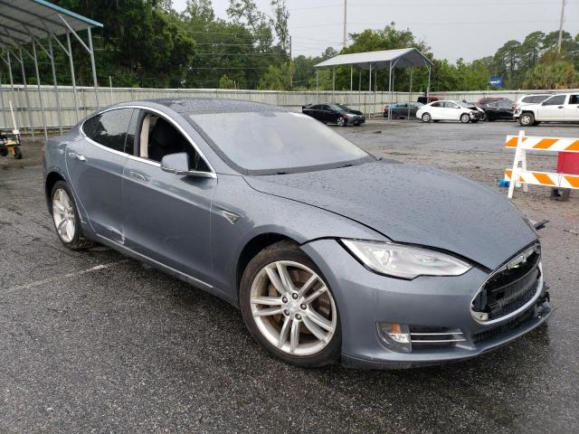 Photo 4 from auction – 2013 TESLA MODEL S with VIN 5YJSA1CN0DFP26256