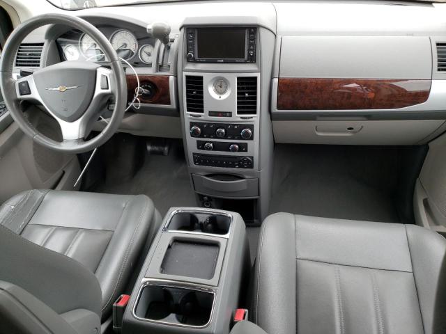 Photo 8 from auction – 2010 CHRYSLER TOWN & COU with VIN 2A4RR5D15AR113442