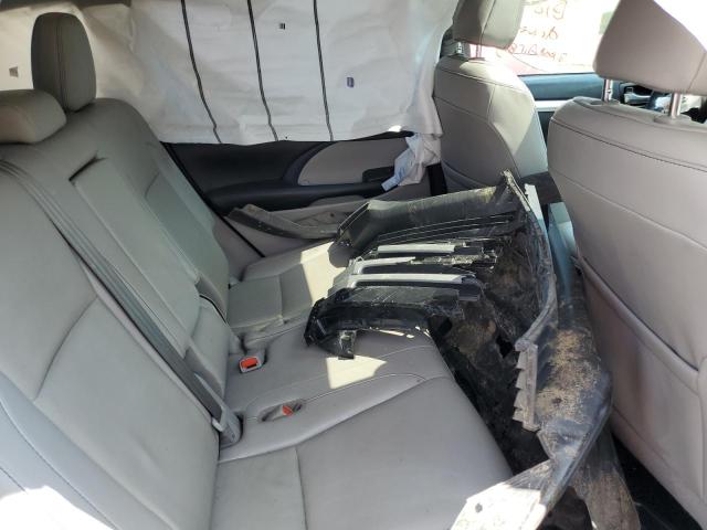Photo 11 from auction – 2019 TOYOTA HIGHLANDER with VIN 5TDJZRFH9KS925498