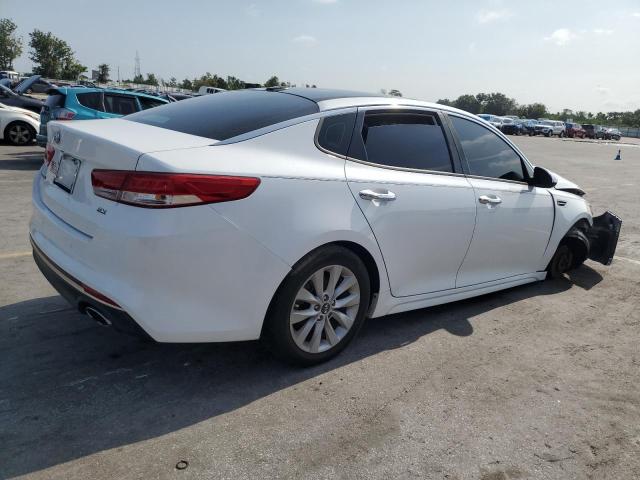 Photo 3 from auction – 2016 KIA OPTIMA EX with VIN 5XXGU4L31GG068073