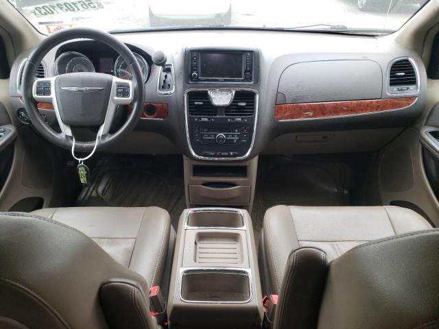 Photo 8 from auction – 2016 CHRYSLER TOWN & COU with VIN 2C4RC1BG0GR293896