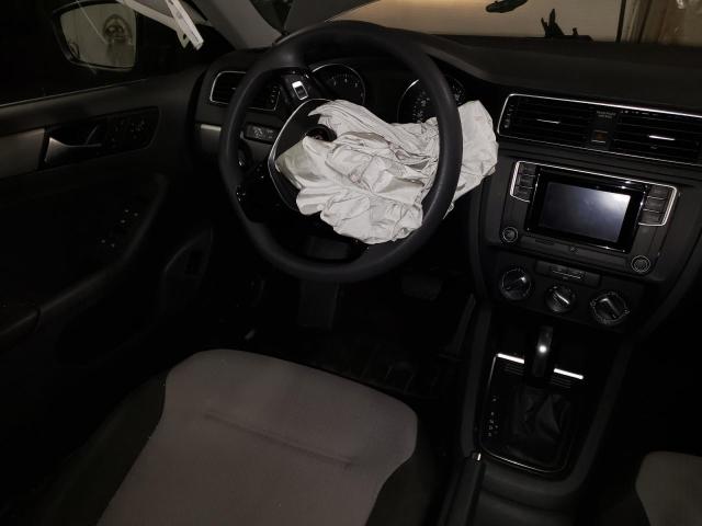 Photo 8 from auction – 2017 VOLKSWAGEN JETTA S with VIN 3VW2B7AJ8HM305724