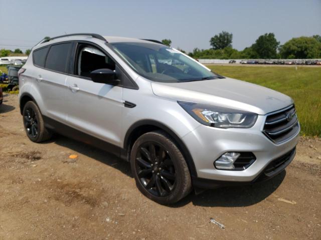 Photo 4 from auction – 2017 FORD ESCAPE SE with VIN 1FMCU0GD7HUE89572