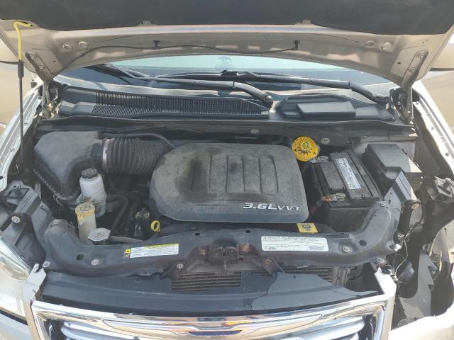Photo 12 from auction – 2014 CHRYSLER TOWN & COU with VIN 2C4RC1BG8ER448711