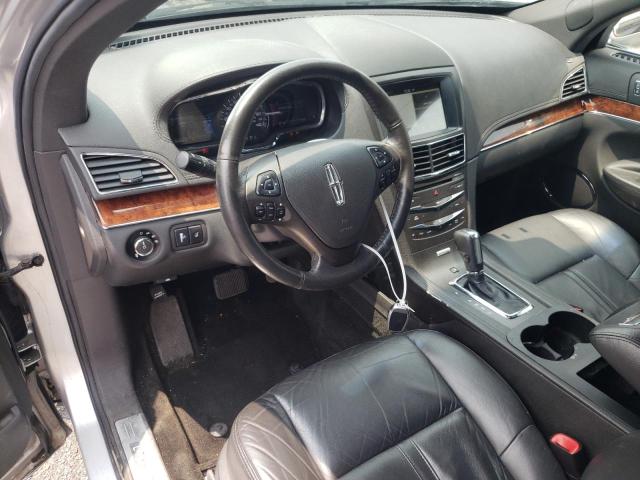 Photo 8 from auction – 2016 LINCOLN MKT with VIN 2L1MJ5LK8GBL01128