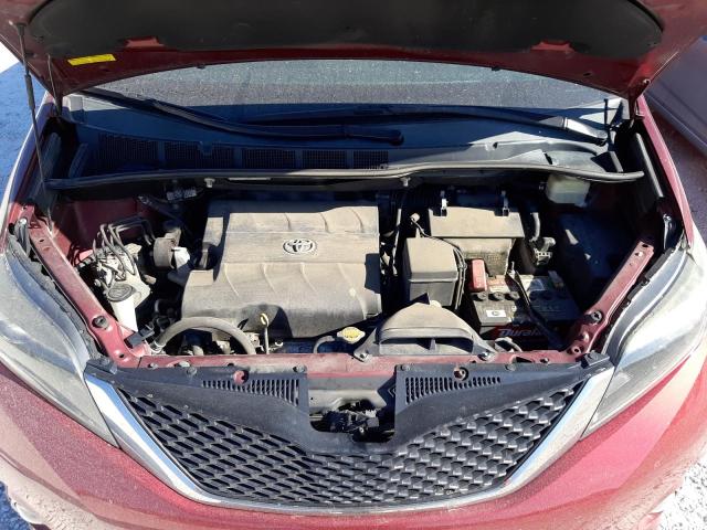 Photo 12 from auction – 2016 TOYOTA SIENNA SE with VIN 5TDXK3DCXGS714255