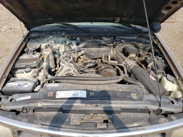 Photo 11 from auction – 1997 CHEVROLET BLAZER with VIN 1GNDT13W3V2187929
