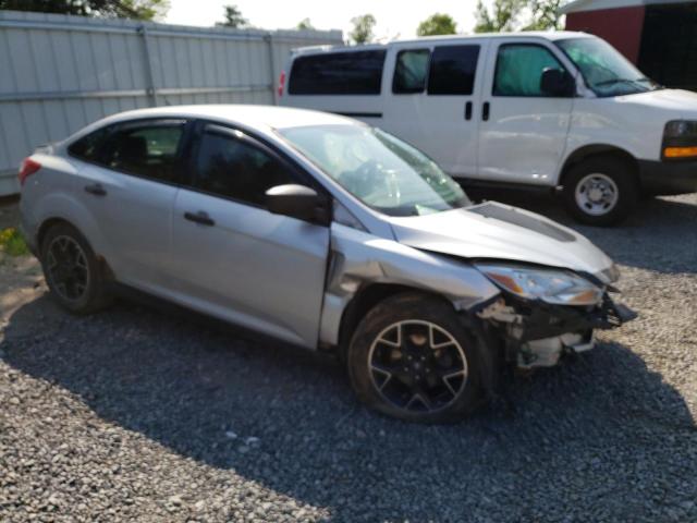 Photo 4 from auction – 2014 FORD FOCUS S with VIN 1FADP3E28EL114235