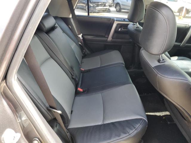 Photo 11 from auction – 2015 TOYOTA 4RUNNER SR with VIN JTEBU5JR7F5237602