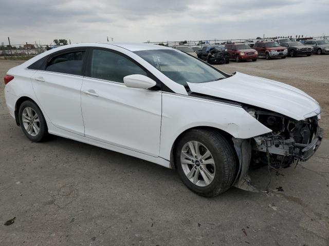 Photo 4 from auction – 2013 HYUNDAI SONATA GLS with VIN 5NPEB4ACXDH656845
