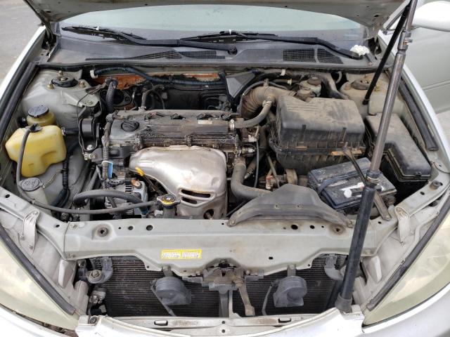 Photo 11 from auction – 2002 TOYOTA CAMRY with VIN JTDBE32K520011783