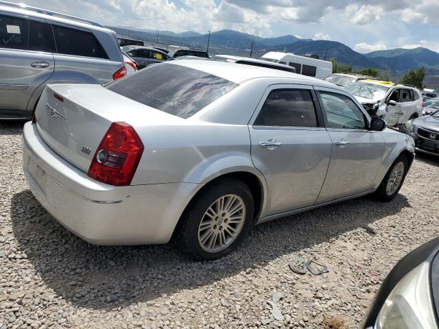 Photo 3 from auction – 2010 CHRYSLER 300 TOURIN with VIN 2C3CA4CD0AH143001
