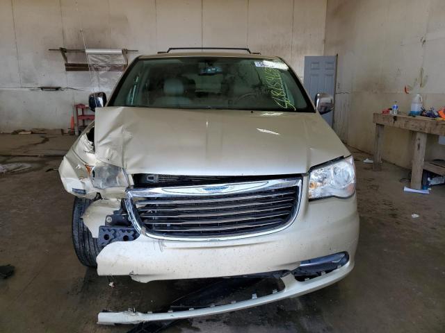 Photo 5 from auction – 2011 CHRYSLER TOWN & COU with VIN 2A4RR8DG7BR610760