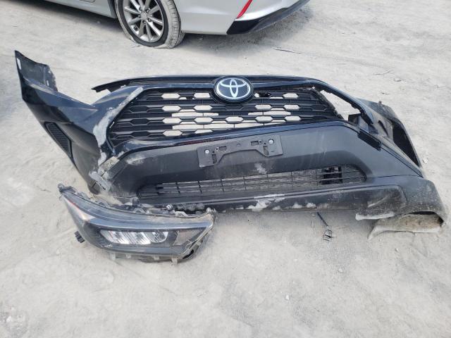 Photo 13 from auction – 2019 TOYOTA RAV4 LE with VIN JTMF1RFV9KD500345