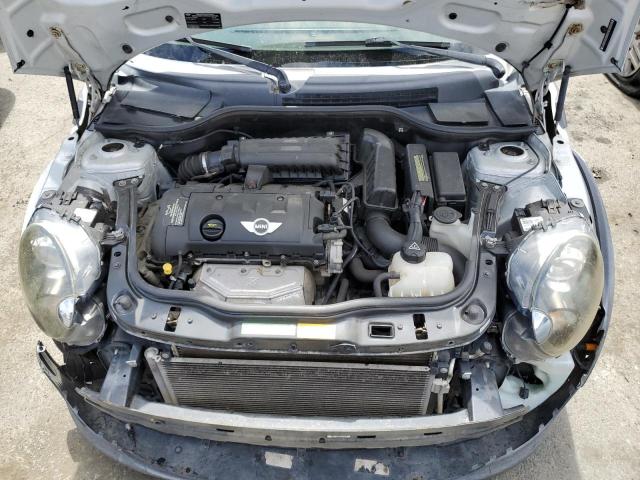 Photo 11 from auction – 2011 MINI COOPER CLU with VIN WMWZF3C59BTX82005