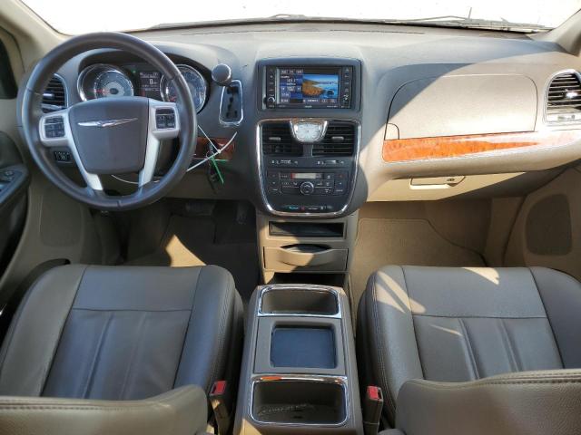 Photo 8 from auction – 2015 CHRYSLER TOWN & COU with VIN 2C4RC1BG4FR538245
