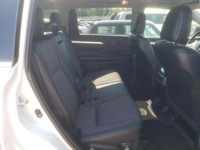 Photo 10 from auction – 2018 TOYOTA HIGHLANDER with VIN 5TDBZRFH5JS860040