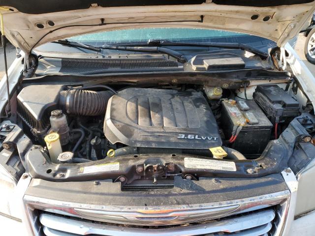 Photo 12 from auction – 2011 CHRYSLER TOWN & COU with VIN 2A4RR8DG8BR704825