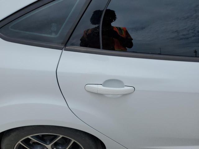 Photo 10 from auction – 2018 FORD FOCUS SEL with VIN 1FADP3H27JL223047
