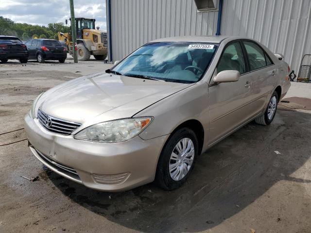 TOYOTA CAMRY LE 2005 with VIN 4T1BE32K15U083203 - Photo from auction